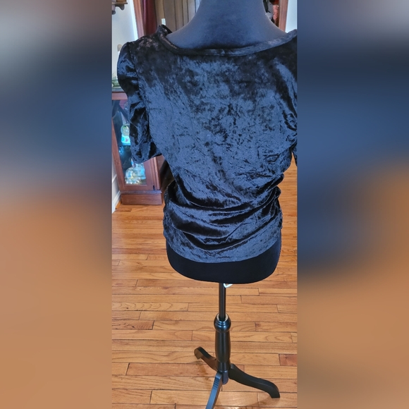 4/$19 Black crushed velour top with scoop neck, puff sleeves, and ruching Small - Picture 4 of 4